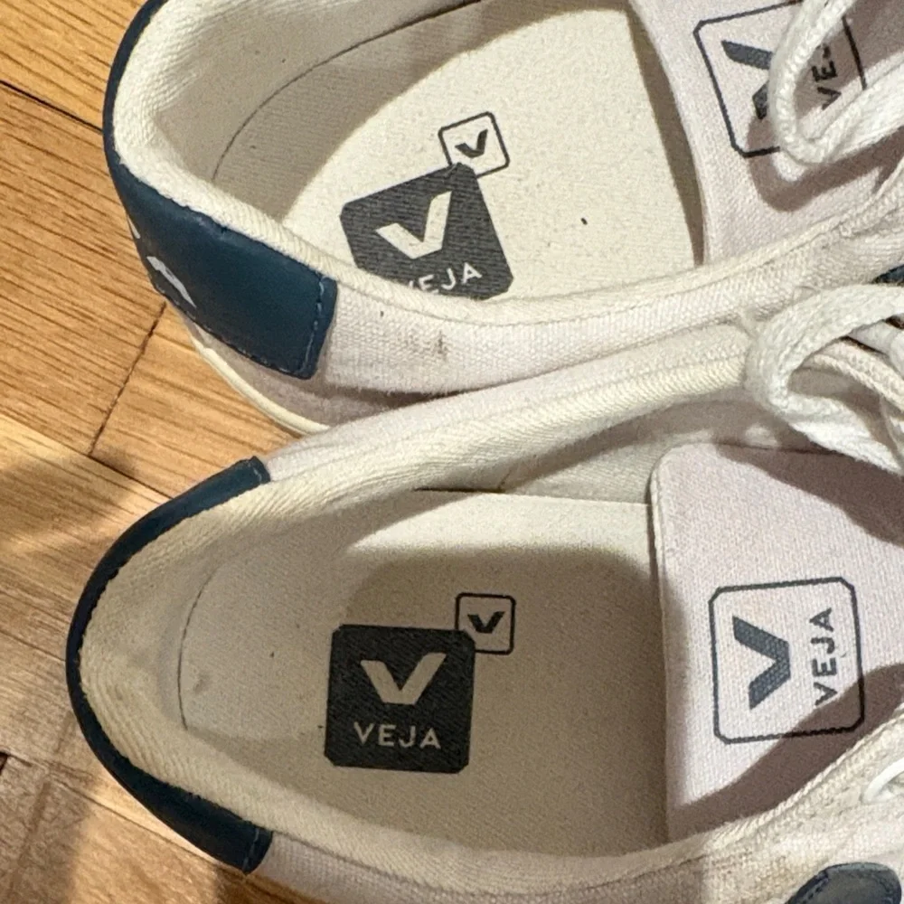 Veja Women's Cream and Navy Athletic Shoes - Picture 2 of 6